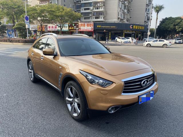 Infiniti FX