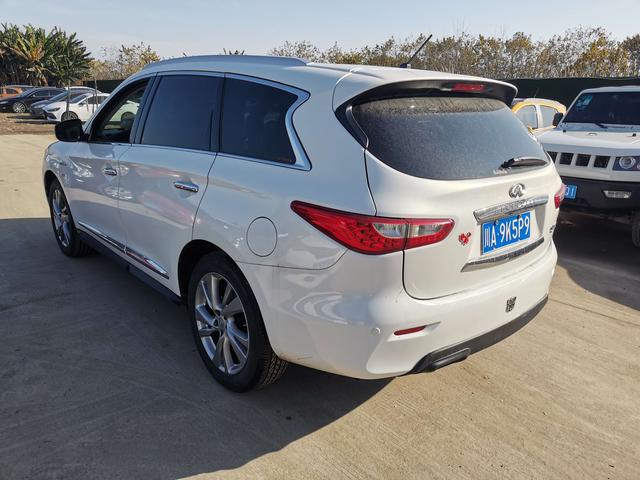 Infiniti QX60 (imported)