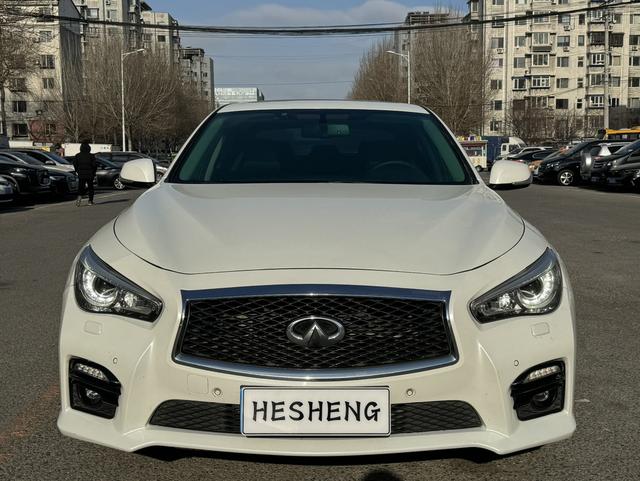 Infiniti Q50L