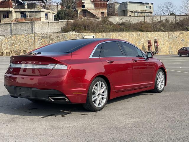 Lincoln MKZ