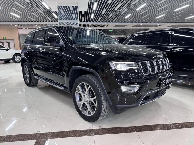 Jeep Grand Cherokee (imported)