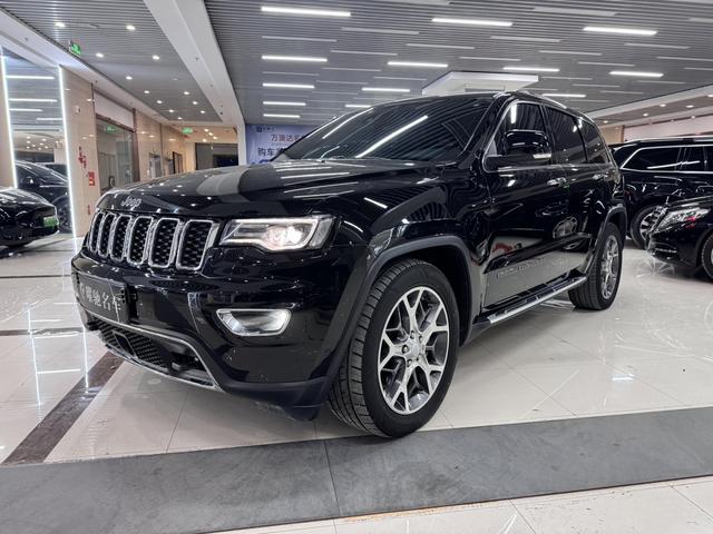 Jeep Grand Cherokee (imported)