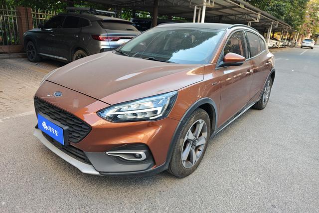 Ford Fox Active