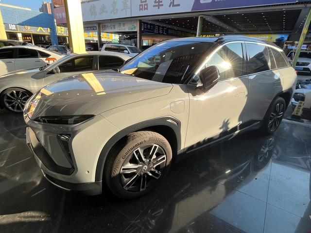 NIO ES6