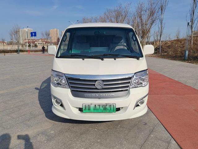 Golden Dragon Hiace EV