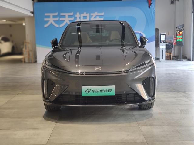 Rising Auto Feifan R7