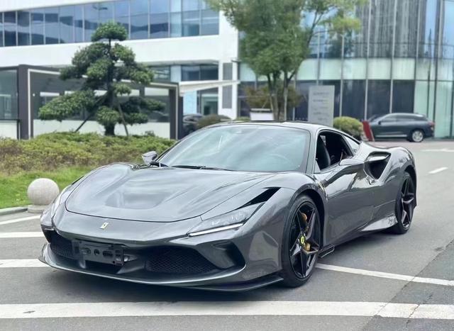 Ferrari F8