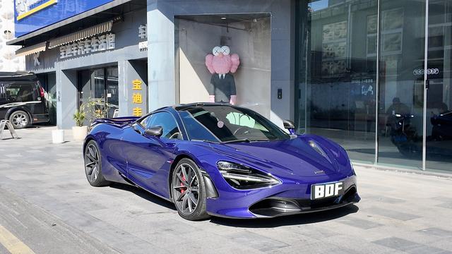 McLaren 720S