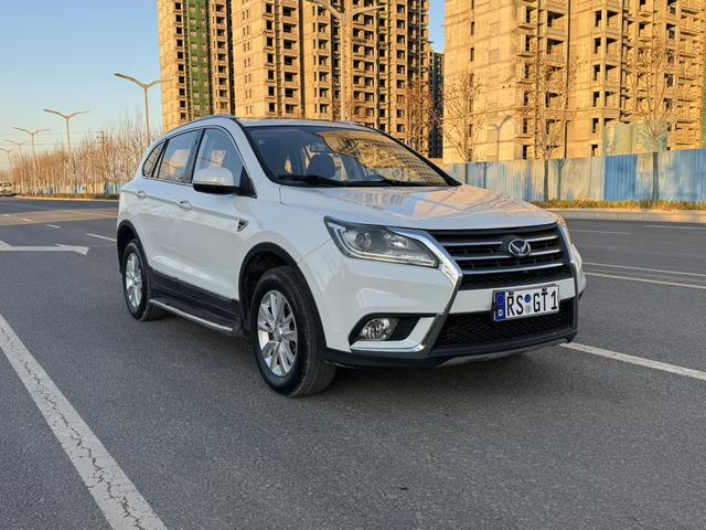 BAIC Magic S6