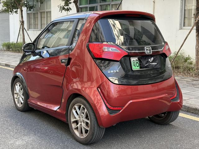 Zotye E200