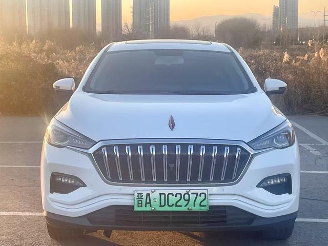 Hongqi E-HS3