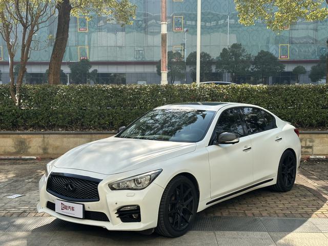 Infiniti Q50L