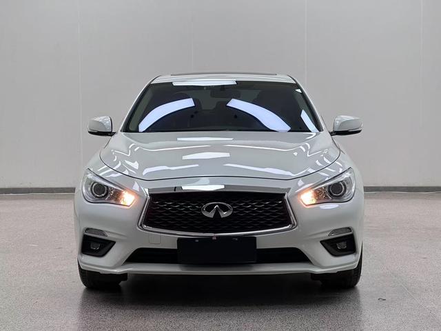 Infiniti Q50L