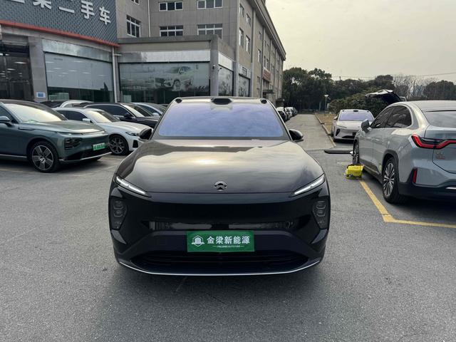 NIO EC7