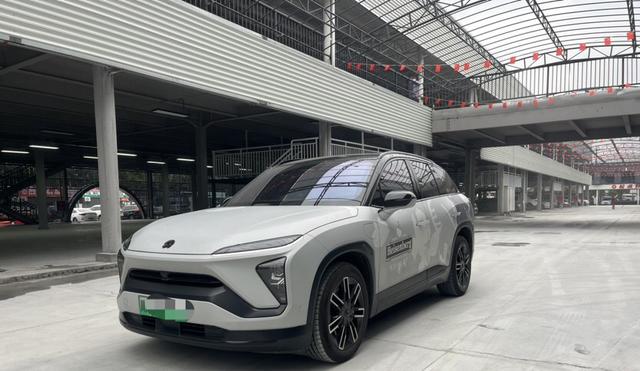 NIO ES6