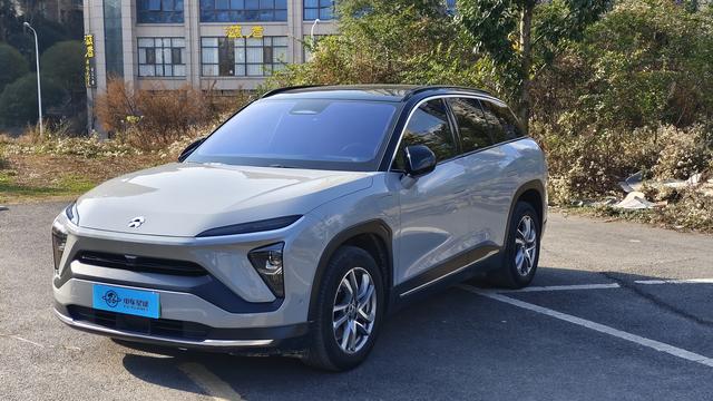 NIO ES6