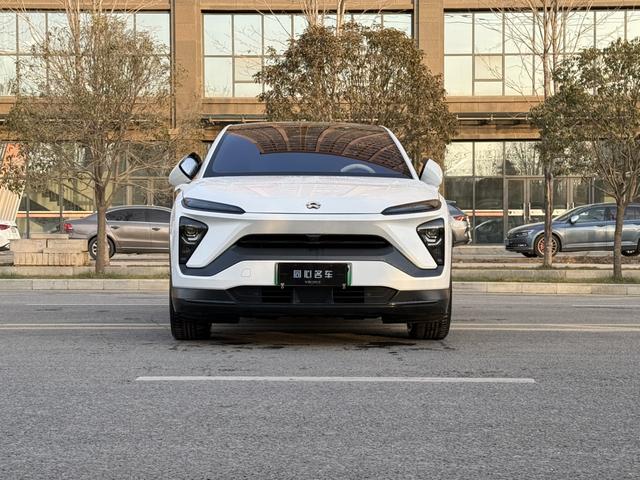 NIO EC6