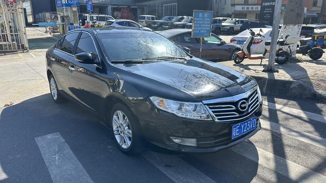 GAC Trumpchi GA5