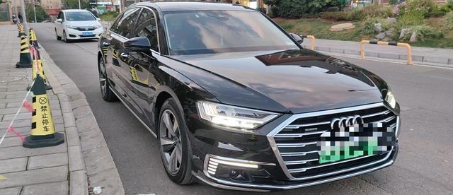 Audi A8 PHEV