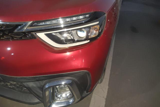 Dongfeng Fengshen AX4