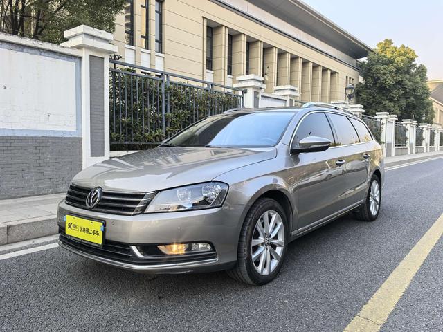 Volkswagen Magotan (imported)