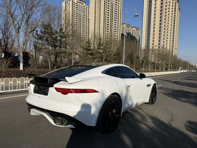 Jaguar F-TYPE