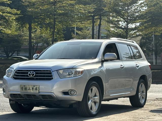 Toyota Highlander (imported)