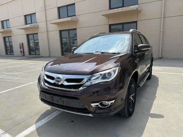 BYD S7