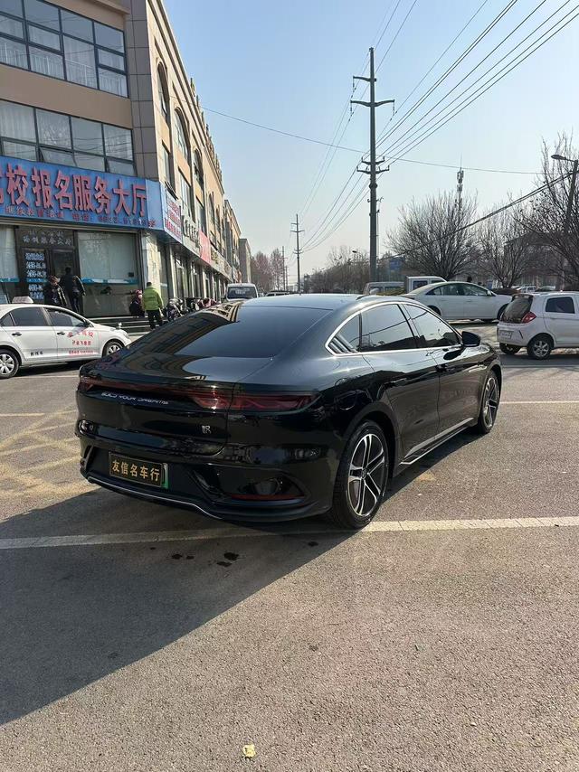 BYD Han EV