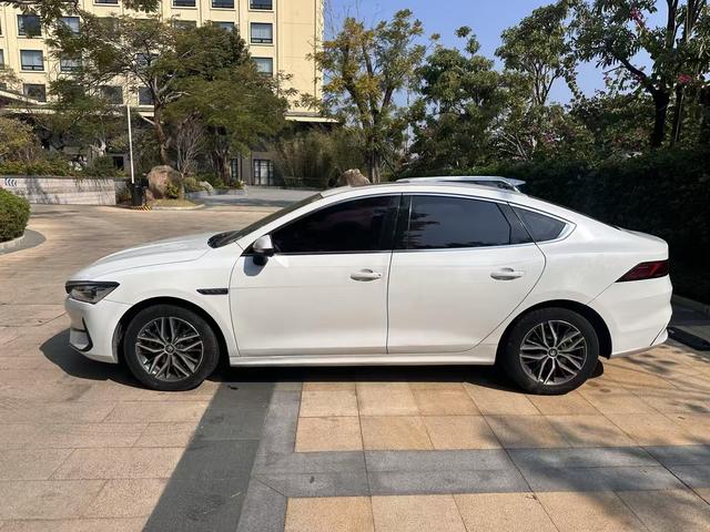 BYD Qin PLUS EV