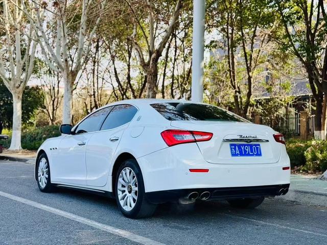 Maserati Ghibli