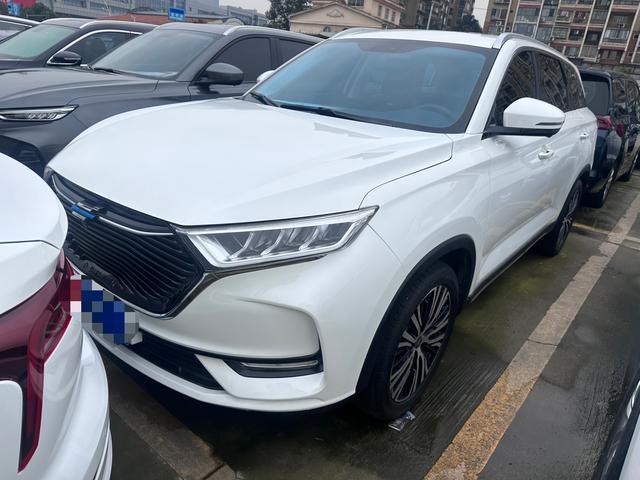 Oshan Changan Auchan X7