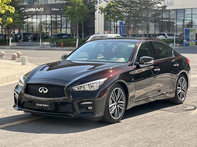 Infiniti Q50