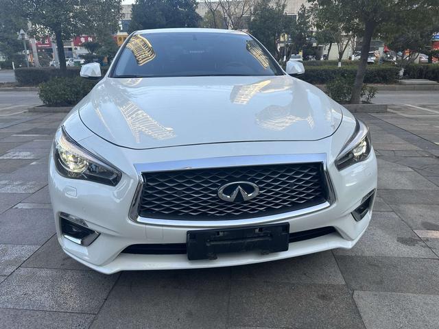 Infiniti Q50L