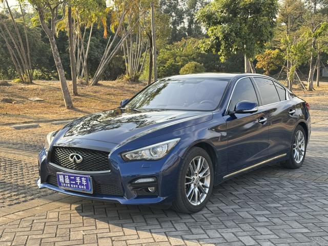 Infiniti Q50L