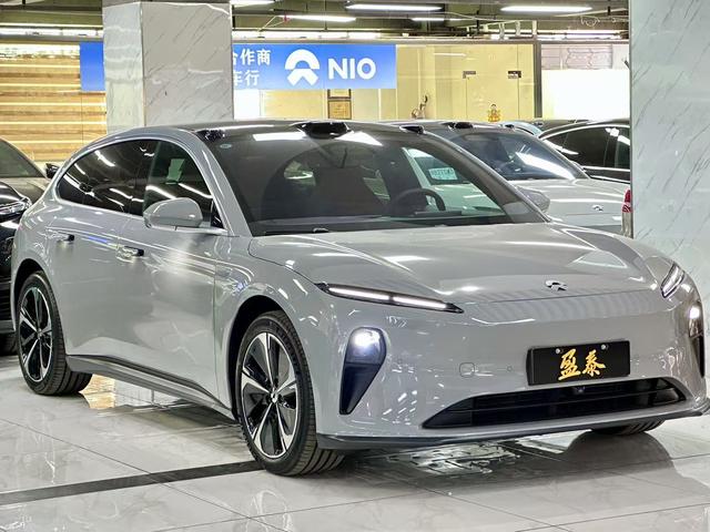 NIO ET5T