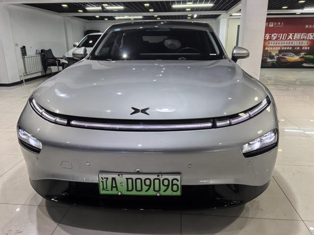 Xpeng P7