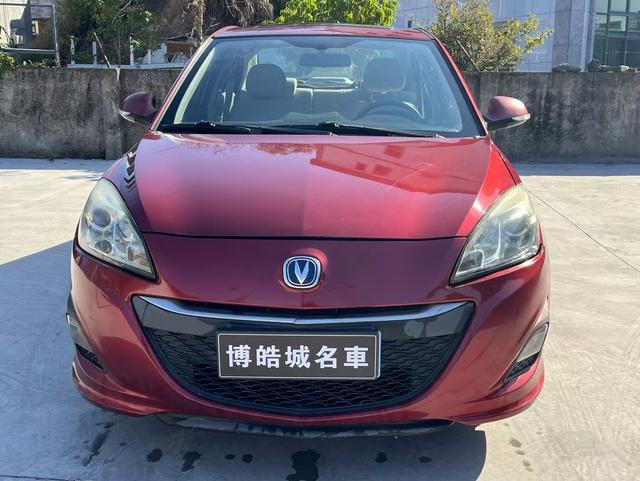 Changan Yuexiang V5