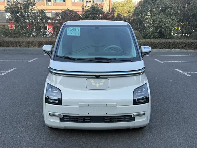 Wuling Air ev clear sky