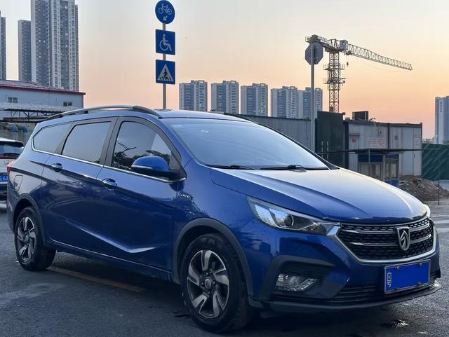 Baojun 310W