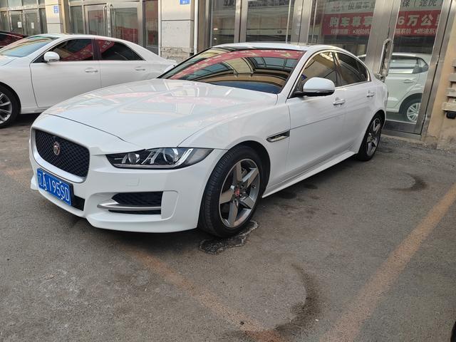 Jaguar XE