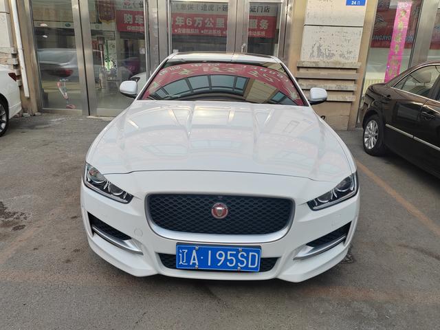 Jaguar XE