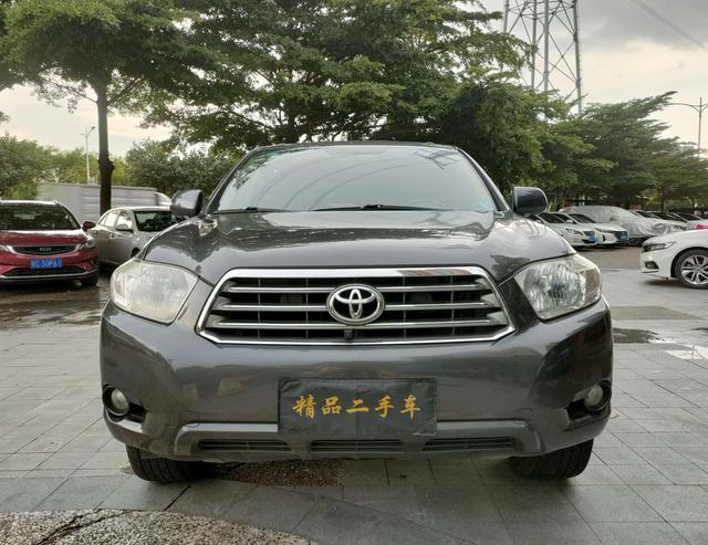 Toyota Highlander (imported)