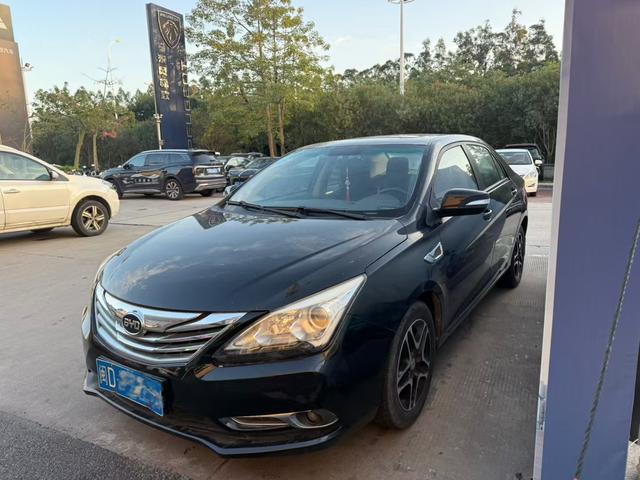 BYD G5