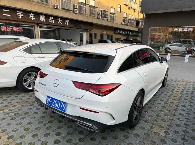 Mercedes-Benz Mercedes CLA