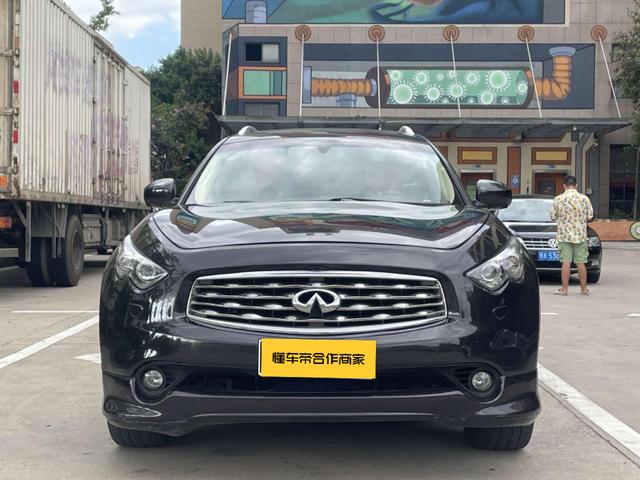 Infiniti FX