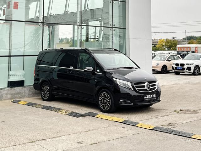 Mercedes-Benz Mercedes Benz V Class