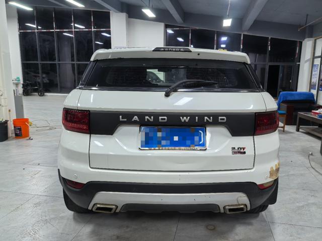 Lu Feng Landwind X7