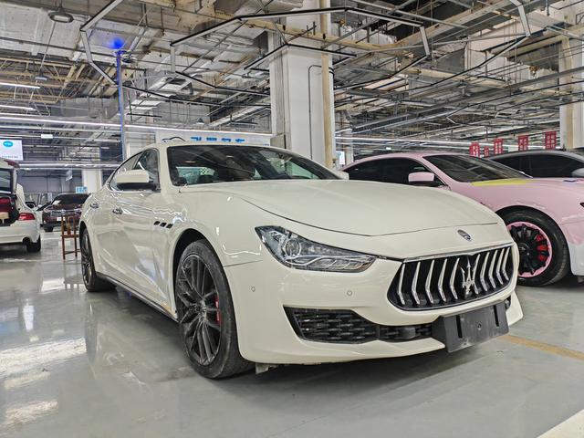 Maserati Ghibli