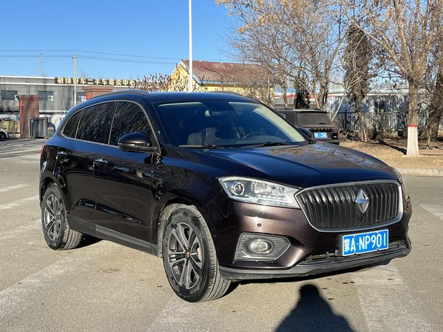 Borgward BX7